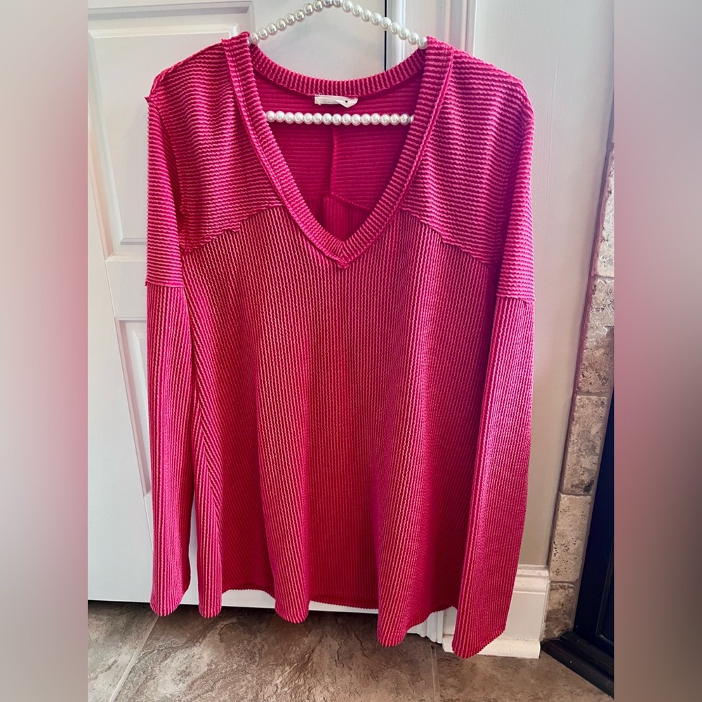 Stylish V-Neck Long Sleeve Top - Red